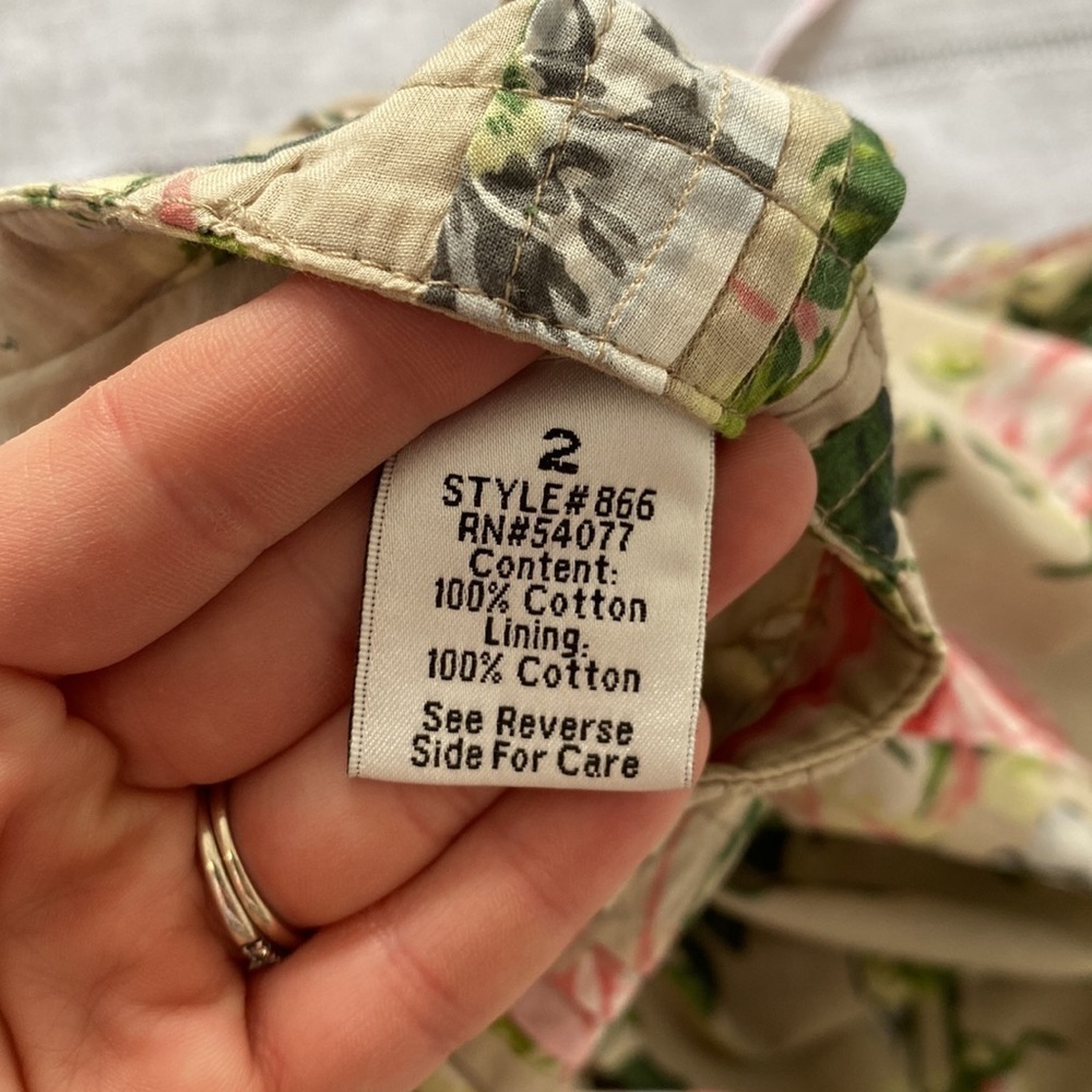 Cabi cotton skirt with rose design. - Picture 7 of 10